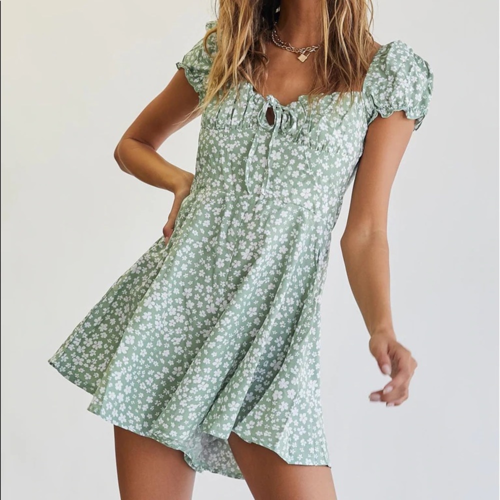 Princess Polly Romper